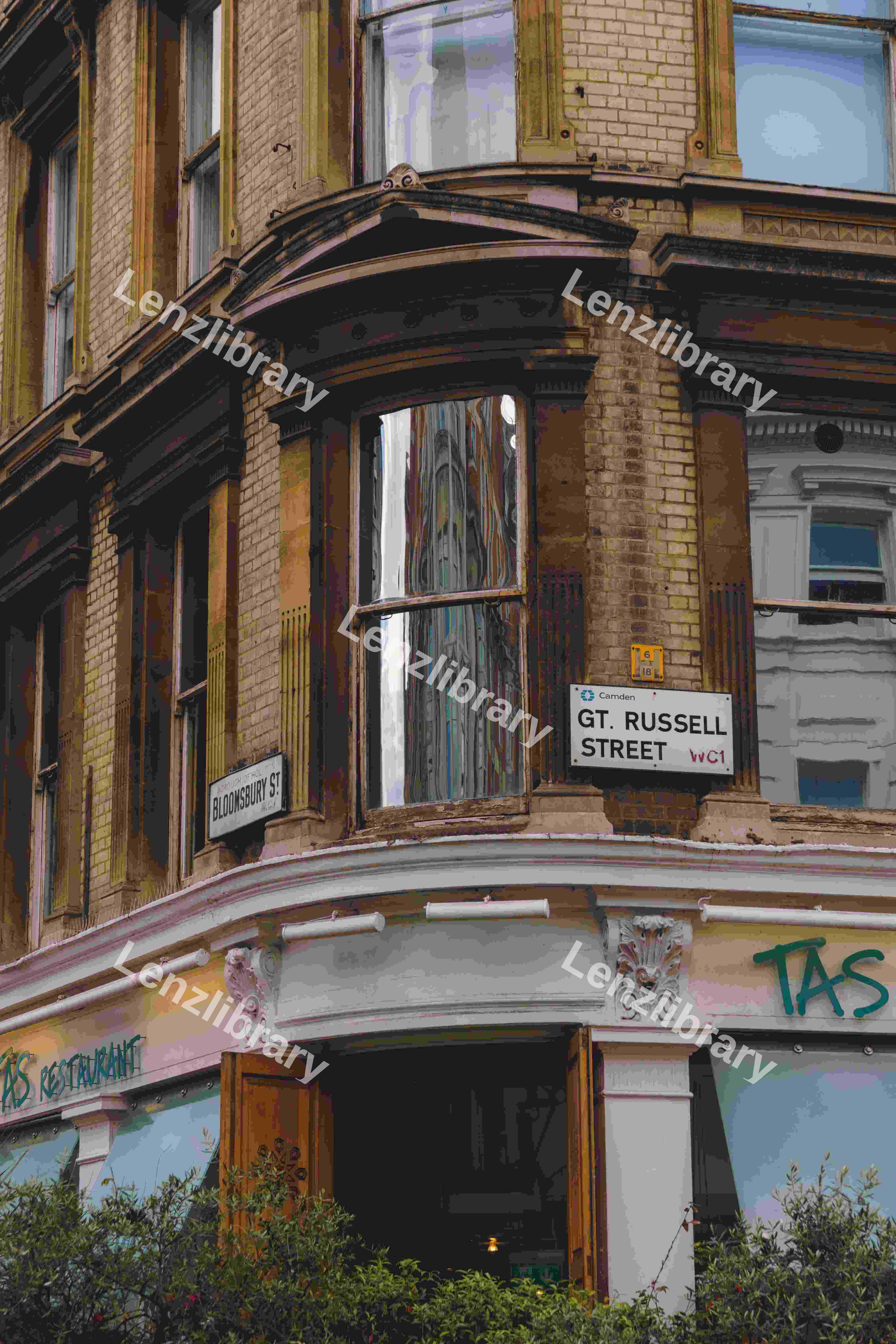 GT Russel Street